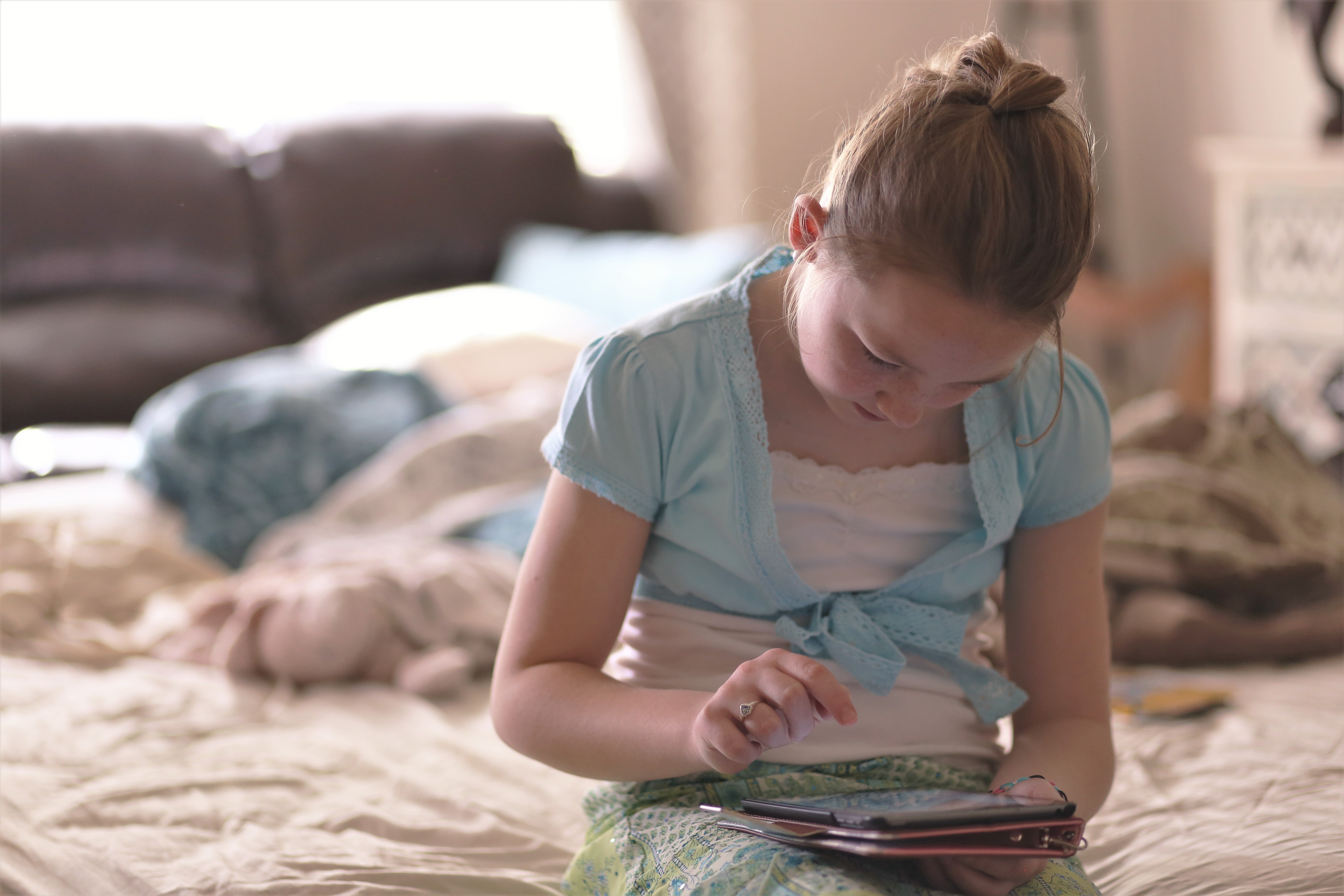 Screen Time Leading to Dry Eyes in Kids